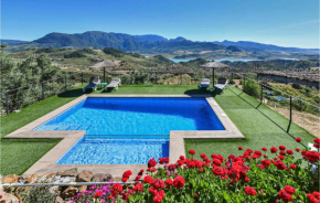Cozy Home In El Jaral With Outdoor Swimming Pool